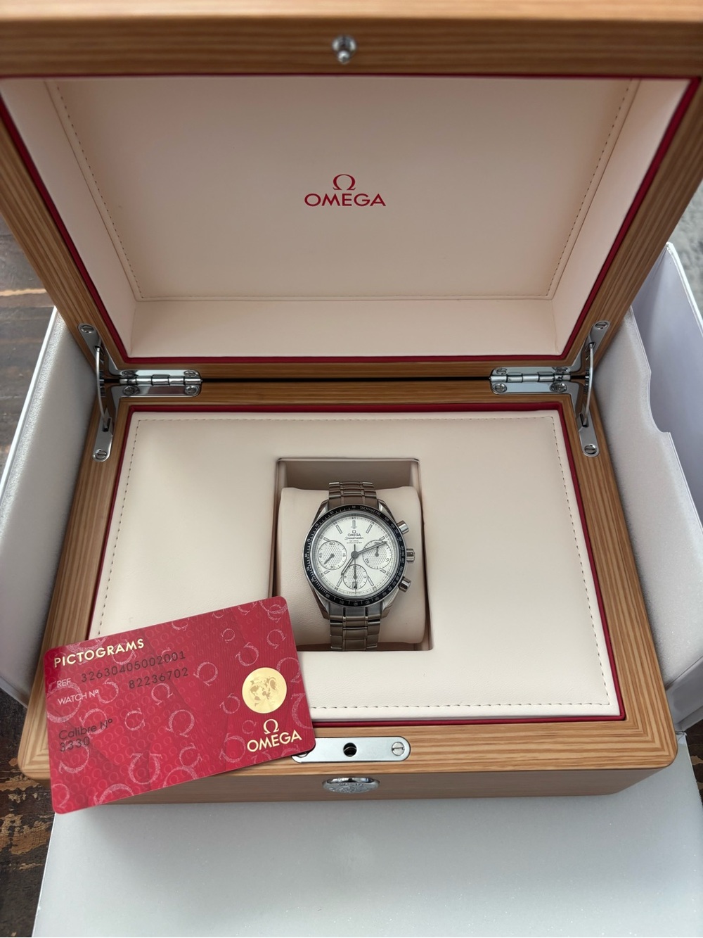 Omega Stainless Steel Chronograph with Silver 326.30.40.50.02.001
